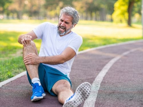 knee discomfort